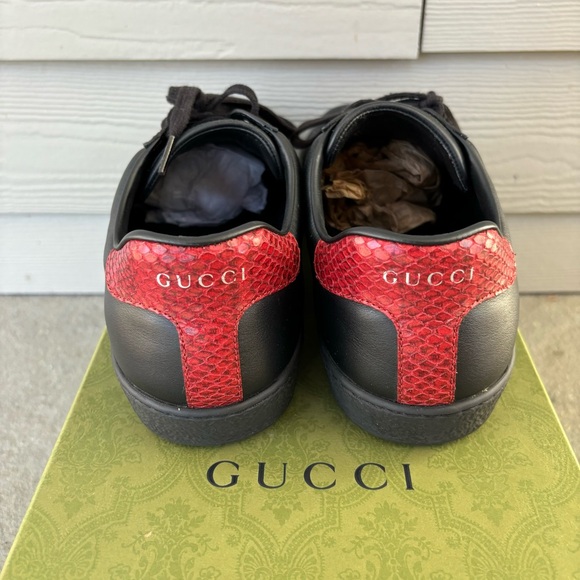 Gucci Ace Black Stripe Sneakers - Picture 4 of 9